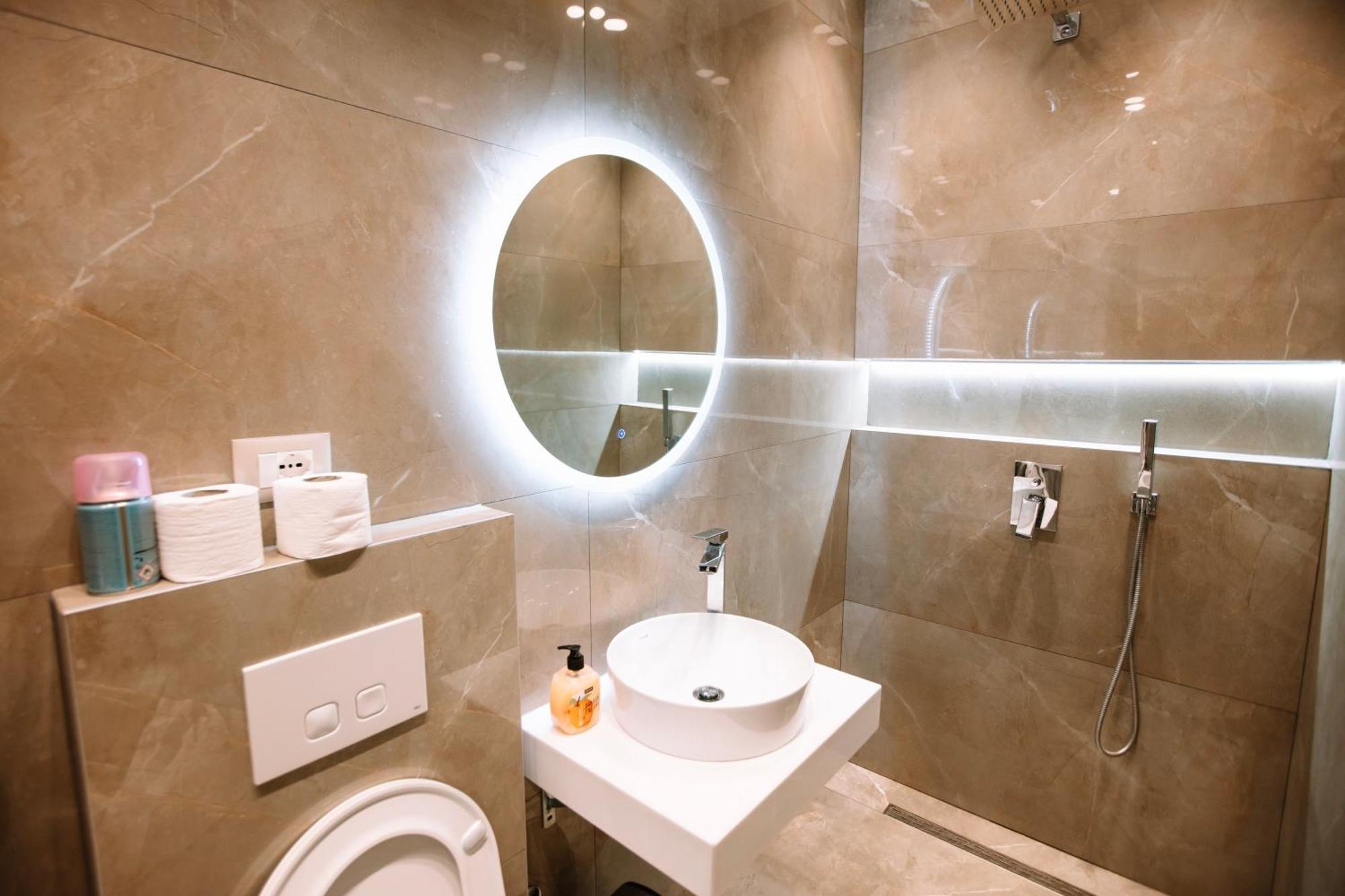 Barrikada Str Modern Apartments - The Nest Tiran Dış mekan fotoğraf