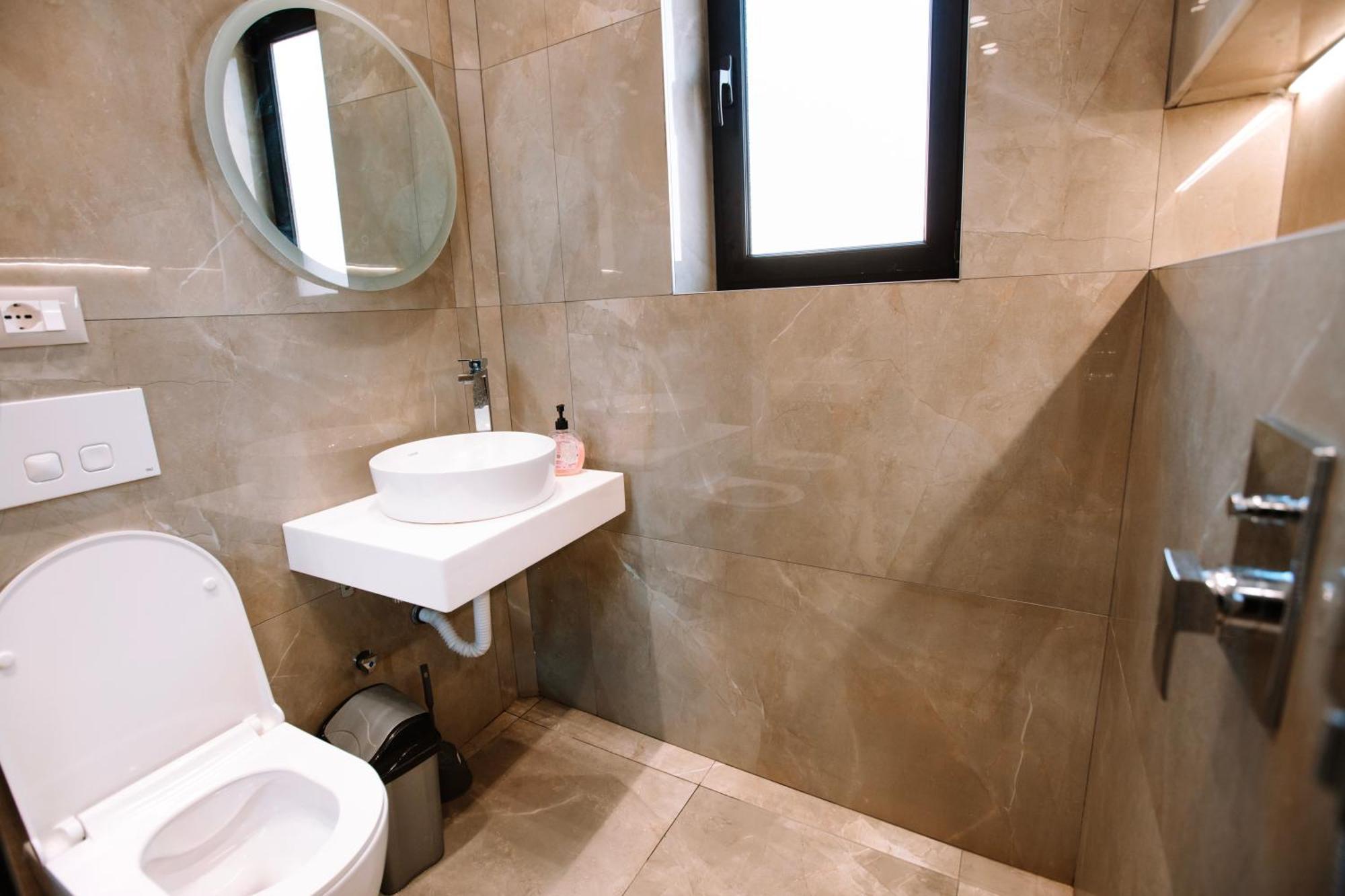 Barrikada Str Modern Apartments - The Nest Tiran Dış mekan fotoğraf