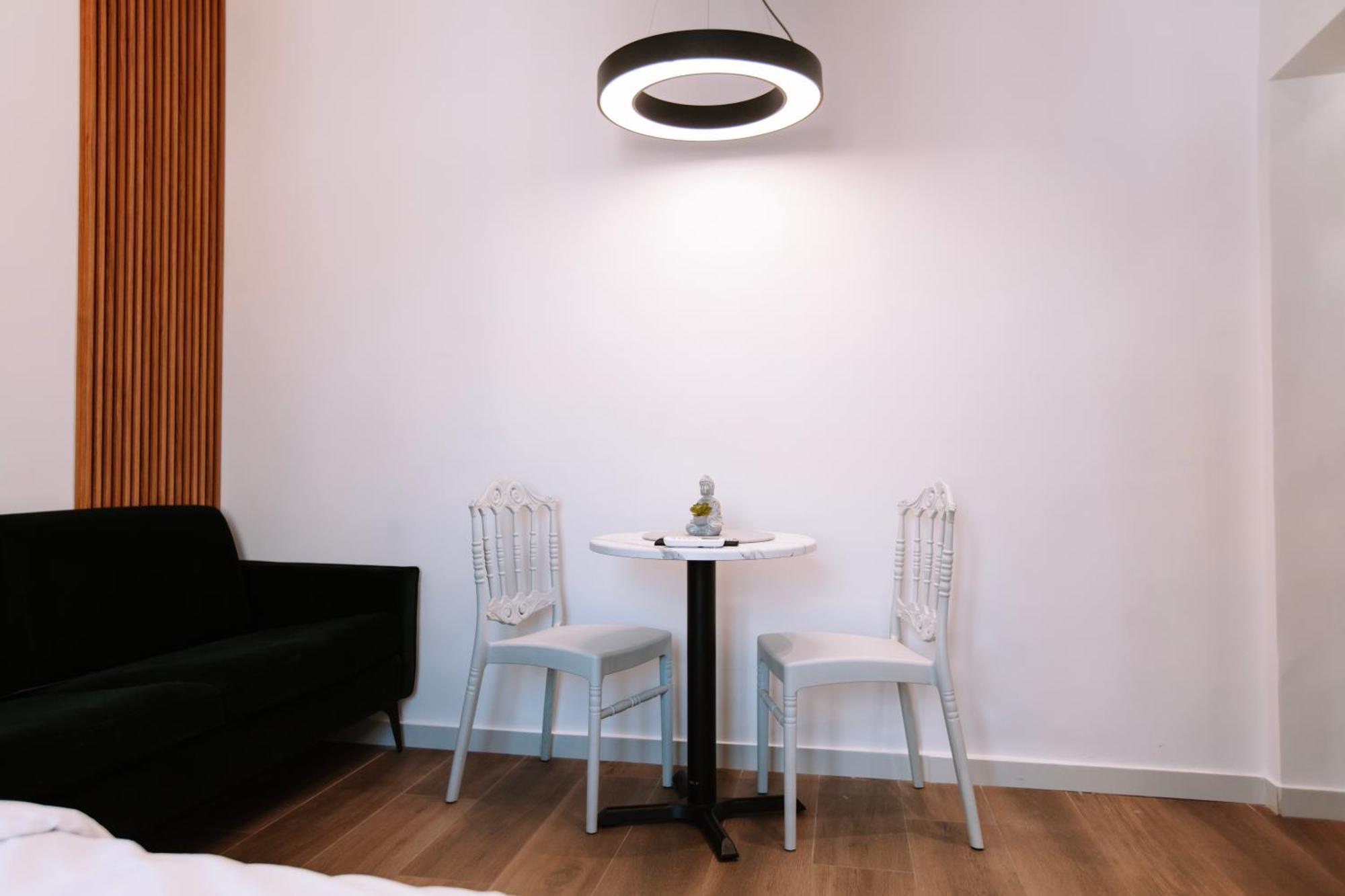 Barrikada Str Modern Apartments - The Nest Tiran Dış mekan fotoğraf